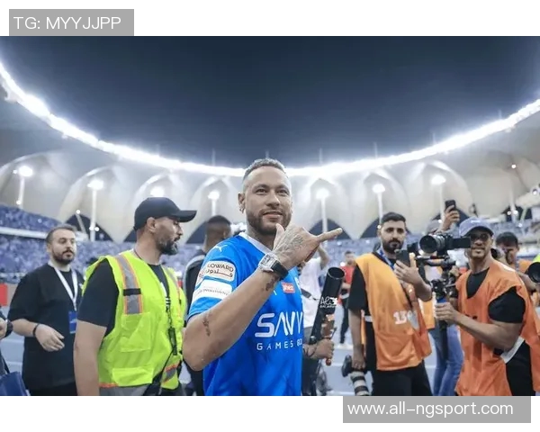 内马尔合同年底到期多家俱乐部受伤前密切关注他