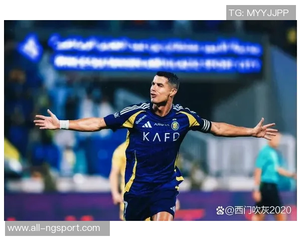 C罗左路华丽过人助攻马内劲射遭门将神扑无奈错失良机 C罗左路华丽过人助攻马内劲射遭门将神扑无奈错失良机